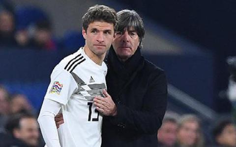 Thomas Mueller lập kỷ lục kiến tạo tại Bundesliga: Loew liệu có hối tiếc?