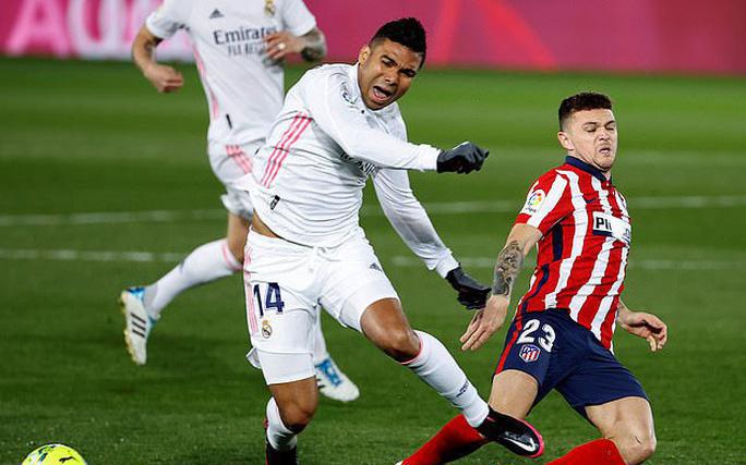Phạm luật cá cược, Kieran Trippier bị treo giò 12 trận, nộp phạt khủng