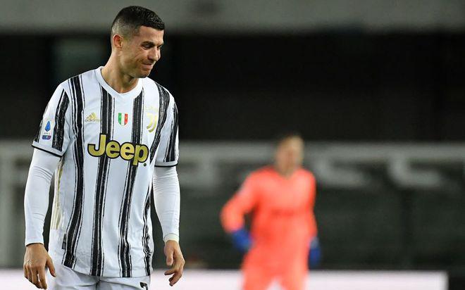 Juventus tiếp tục ‘đổ máu’ tài chính, số phận Cristiano Ronaldo chông chênh