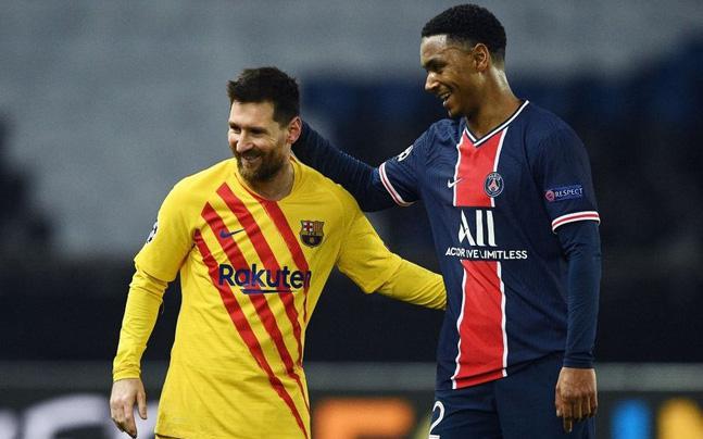 Messi vẫn cười tươi dù Barca trải qua mùa 