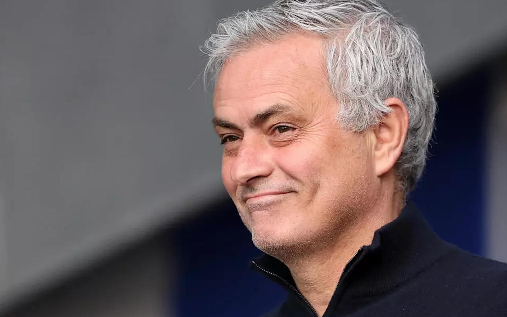 Nóng: HLV Mourinho dẫn dắt AS Roma trong 3 năm