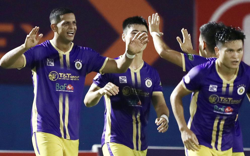 Tân binh Brazil rực sáng giúp Hà Nội FC hạ đẹp Bình Dương, xây chắc ngôi đầu V.League